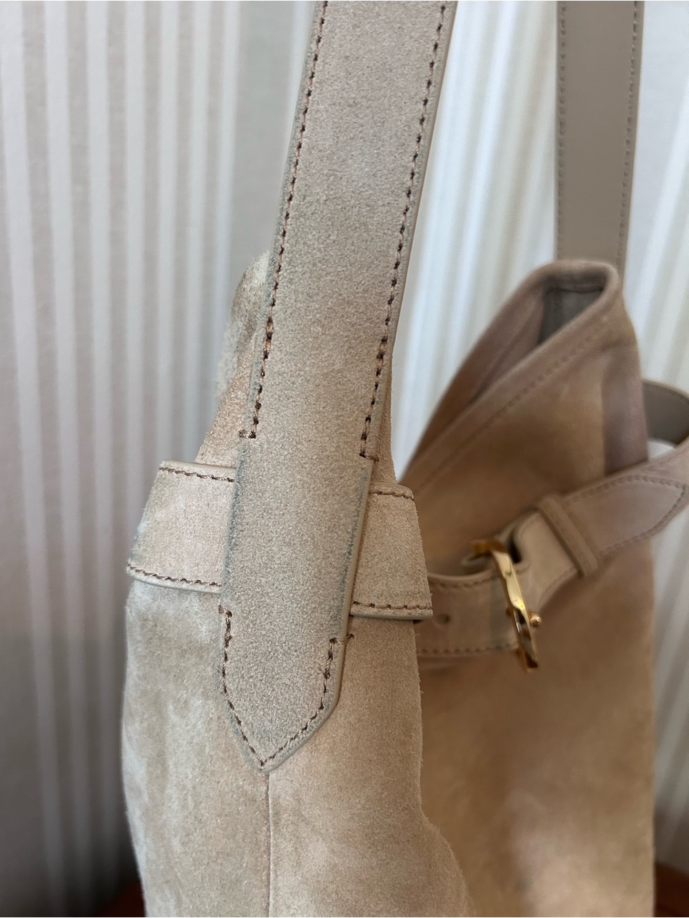 J.Crew Berkeley Leather Belted Bucket Bag Tote in Buttery Neutral Tan Suede - Picture 6 of 15